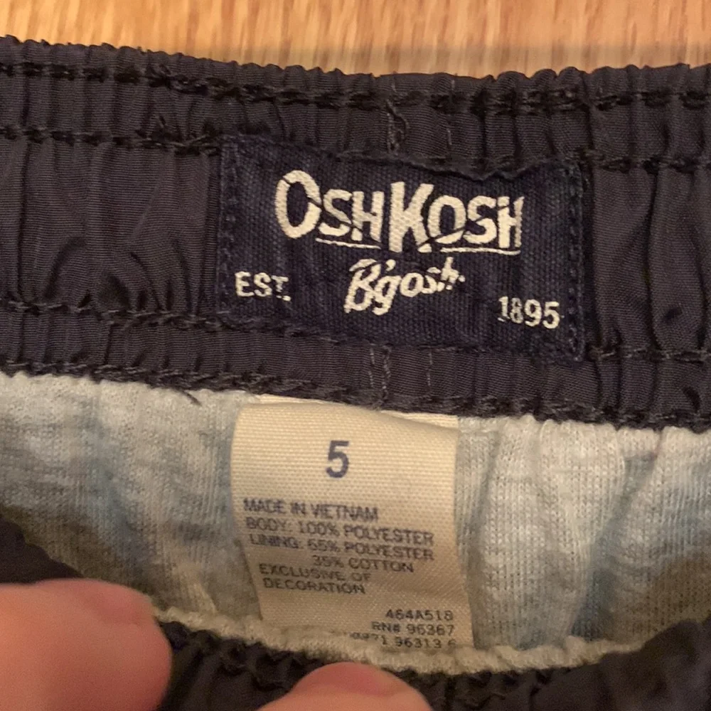 Oshkosh B’Gosh pull on warm up pants boy’s 5 side stripe gray lined zip ankle